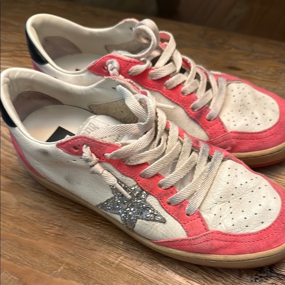 White and Pink Sneakers with Star Detail - Picture 1 of 8